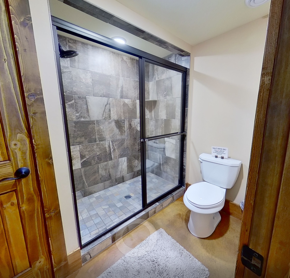 The Lodge - Solo + Shared Rooms