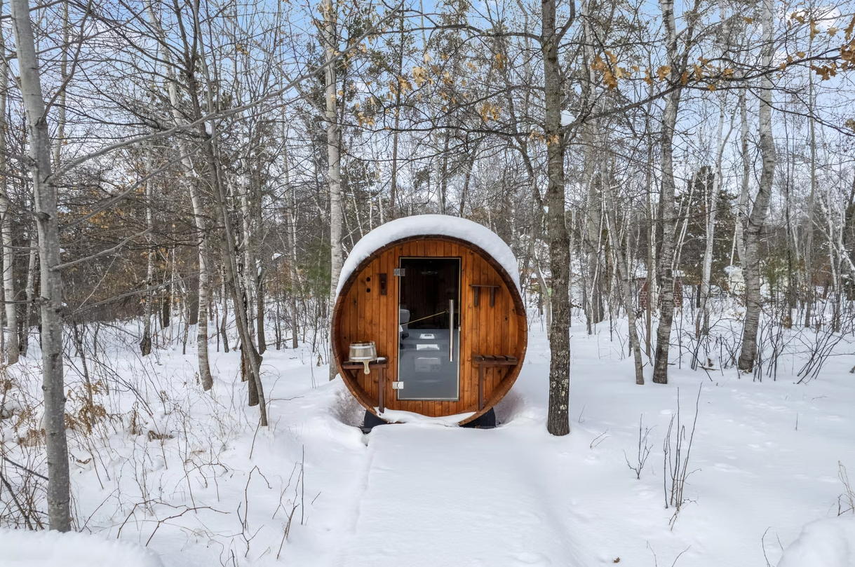 The Clubhouse - Solo + Shared Rooms