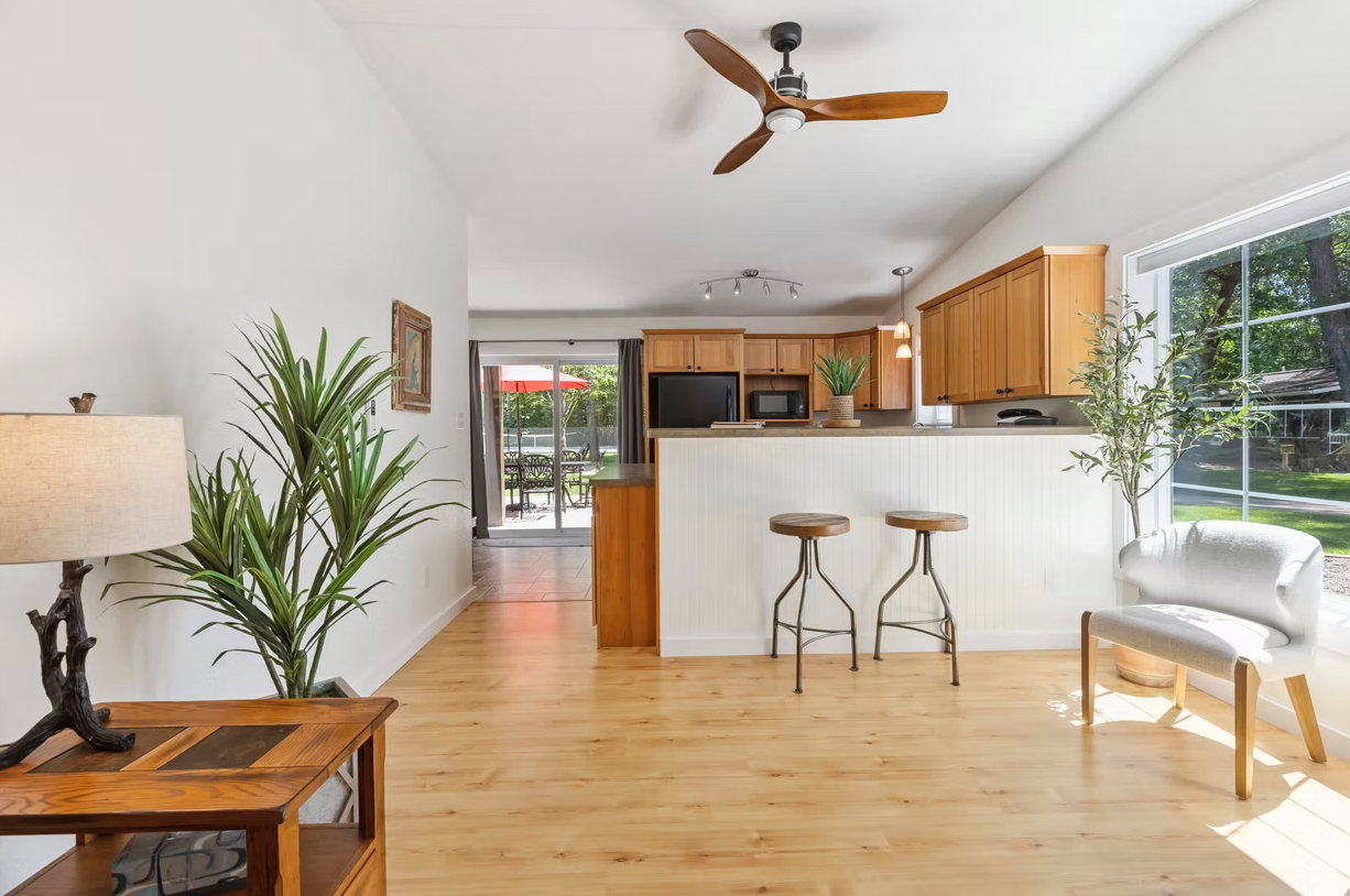 The Clubhouse - Solo + Shared Rooms