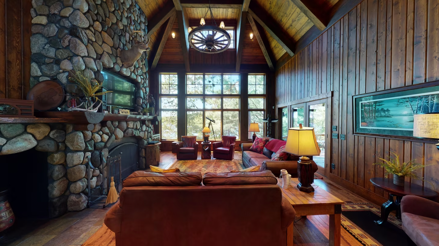 The Lodge - Solo + Shared Rooms