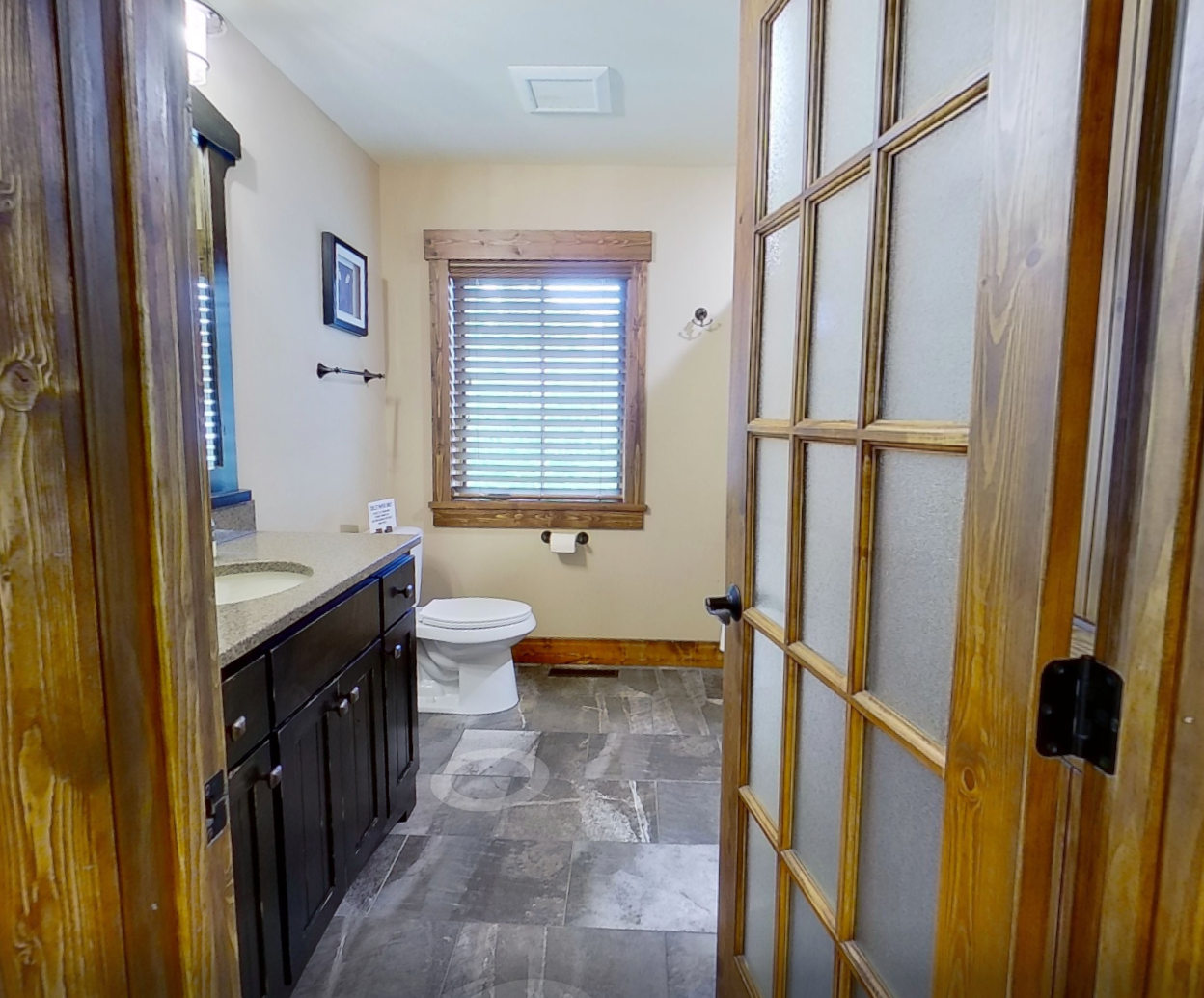 The Lodge - Solo + Shared Rooms