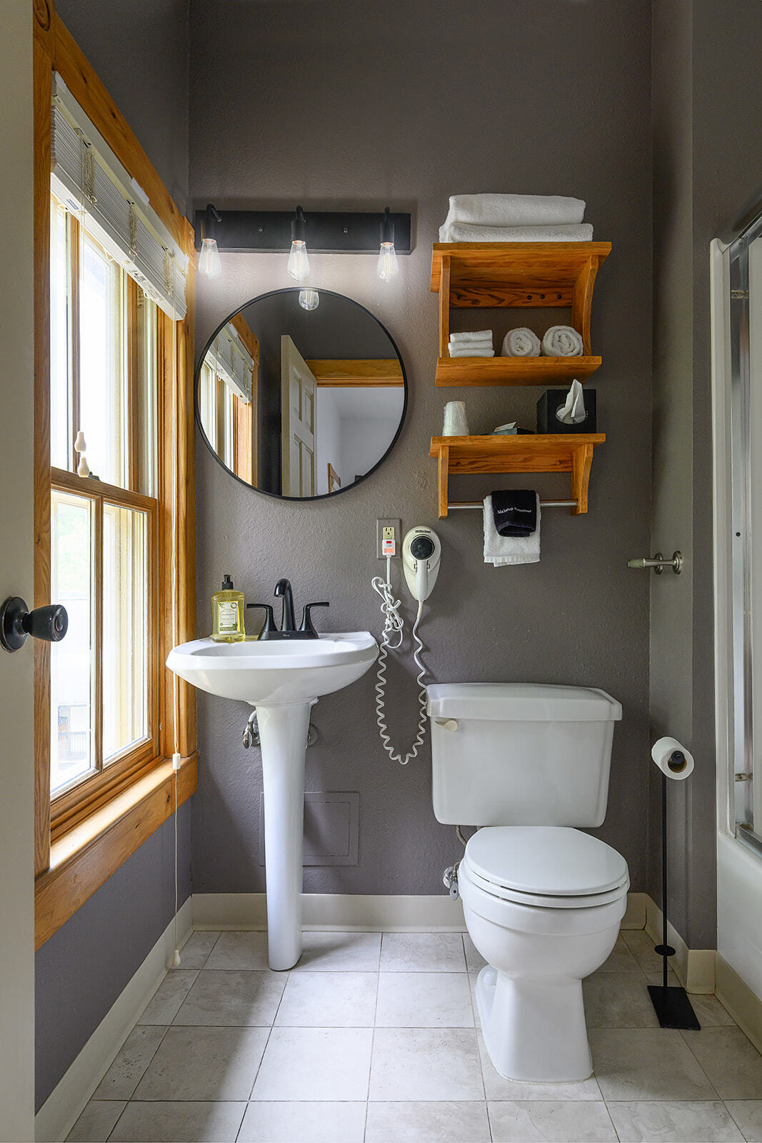 Peterson Room - 1 Person Solo Room