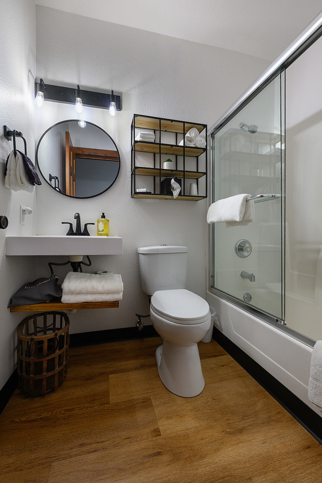 Houston Room - 2 Person Shared Room ($805/ea)